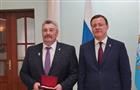 Губернатор Дмитрий Азаров накануне Дня России вручил землякам государственные награды