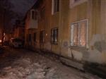 Па факту смерти женщины, на которую упал снег с крыши, возбуждено уголовное дело