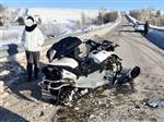Водитель снегохода врезался в Lada Vesta на трассе в Самарской области