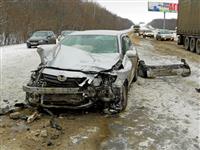 На трассе М-5 на высокой скорости столкнулись две Toyota, погиб человек 