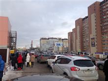 Из ТЦ "Космопорт" эвакуированы сотни посетителей