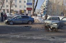 В Сызрани водитель, проигнорировавший ПДД, спровоцировал аварию