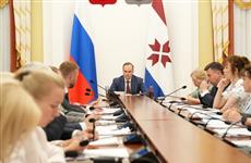 На совещании у Главы Мордовии обсудили совершенствование семейной политики региона