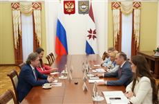 Артем Здунов встретился с членами Общественной палаты России Сергеем Рыбальченко и Марией Ситтель