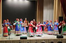 В Исаклинском районном ДК выступил Самарский губернский русский народный хор