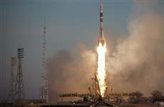 Дмитрий Азаров поздравил командира экипажа "Союз МС-11" Олега Кононенко с успешным началом экспедиции