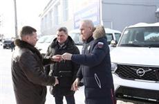 Ульяновским больницам передали восемь автомобилей