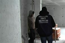 На складе в Чапаевске задержали 21 мигранта