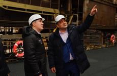 Дмитрий Махонин познакомился с обновленной инфраструктурой и новым оборудованием Пермской судоверфи
