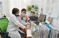Медикам Самарской области досрочно начисляют спецвыплаты за работу в праздники