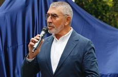 Яхта и ретроавто: имущество Владимира Аветисяна выставили на торги