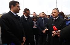 Виталий Мутко и Глеб Никитин вместе с дольщиками ЖК "Новинки Smart City" приняли первые 4 дома