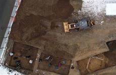 Археологи показали находки с раскопок около Фрунзенского моста