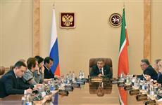 Рустам Минниханов провел совещание по вопросу обеспечения бесплатным горячим питанием школьников начальных классов