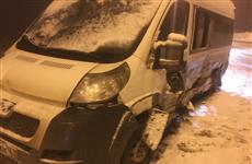 Шесть человек пострадали в ДТП с маршруткой в Тольятти