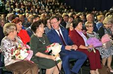 Глава региона поздравил педагогов Самарской области с Днем учителя