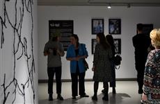 В галерее "Виктория" открылась выставка "чá-щá"