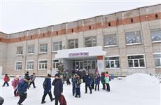 Александр Бречалов проинспектировал ход реализации программы "Большой ремонт"
