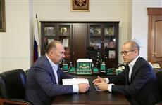 Глава Удмуртии Александр Бречалов провел рабочую встречу с министром строительства и ЖКХ РФ Михаилом Менем