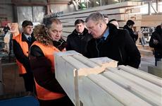 Игорь Васильев посетил одно из крупнейших в России предприятий по производству домов из клееного бруса