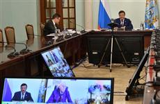 Дмитрий Азаров: "В работе по решению вопросов обманутых дольщиков пауз быть не должно"