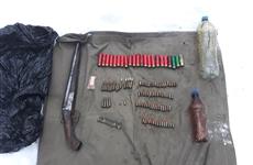 На Мехзаводе нашли тайник с оружием, боеприпасами и героином