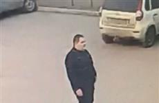 Полицейские Тольятти разыскивают мужчину, отнявшего сумку у местной жительницы
