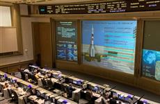 Самарская ракета-носитель "Союз-2.1а" доставила космонавтов к МКС