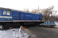 Тепловоз столкнулся с легковушкой на пр. Кирова в Самаре