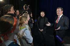 Дмитрий Азаров поддержал финалистов регионального этапа окружного проекта "Театральное Приволжье"