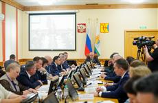 На заправках "Движение" цена на Аи-95 впервые с июля опустилась ниже 100 рублей