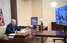 Дмитрий Азаров выступил с докладом на заседании Госсовета и Совета по науке и образованию