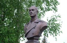 В столице Прикамья впервые установили бюст представителю императорской династии Романовых