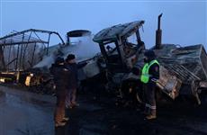В Кинельском районе произошло ДТП с участием двух грузовиков, оба водителя погибли