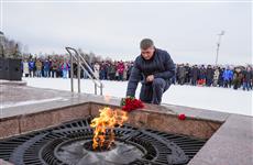Олег Николаев почтил память воинов, защищавших рубежи Отечества