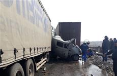 Скончался один пострадавший в аварии с шестью машинами в Кинельском районе