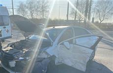 В Автозаводском районе Тольятти в ДТП пострадали водители Lada Vesta и Lada Granta