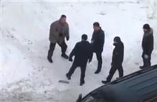 У экс-главы района отберут пистолет за стрельбу в собак