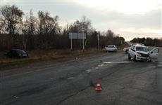 Четыре человека пострадали при столкновении Lada Granta и Lada Priora в Самарской области