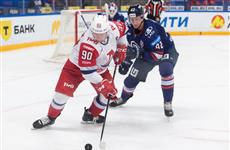 ХК "Лада" уступил "Локомотиву"