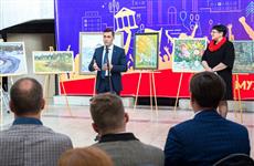 Вятские художники подарили кировскому онкодиспансеру 50 картин