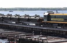 Во время учений в Самарской области построили понтонный мост через Волгу