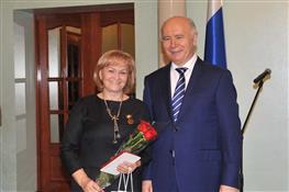 Губернатор Николай Меркушкин вручил государственные награды  жителям Самарской области