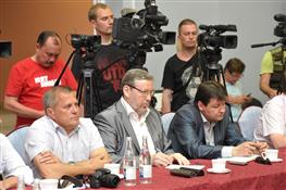 Губернатор принял участие в XV форуме городских и районных средств массовой информации Самарской области "Формула доверия"