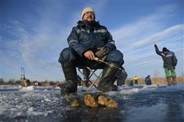 Открытие первого льда на озере Орловое