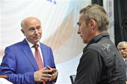 Николай Меркушкин встретился с жителями Промышленного района Самары