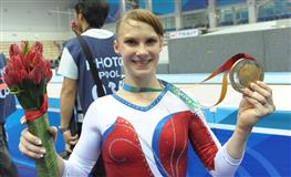  Самарская гимнастка Анна Дементьева завоевала "золото" на Универсиаде в Казани 