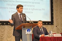 Михаил Абызов посетил Международный институт рынка