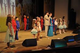 Николай Меркушкин принял участие в торжественном собрании, приуроченном к Международному дню семьи