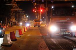 На Московском шоссе убирают колеи
